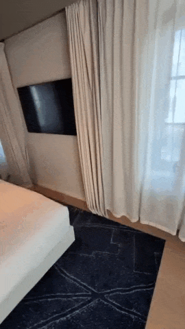 tghotel3005-1.gif